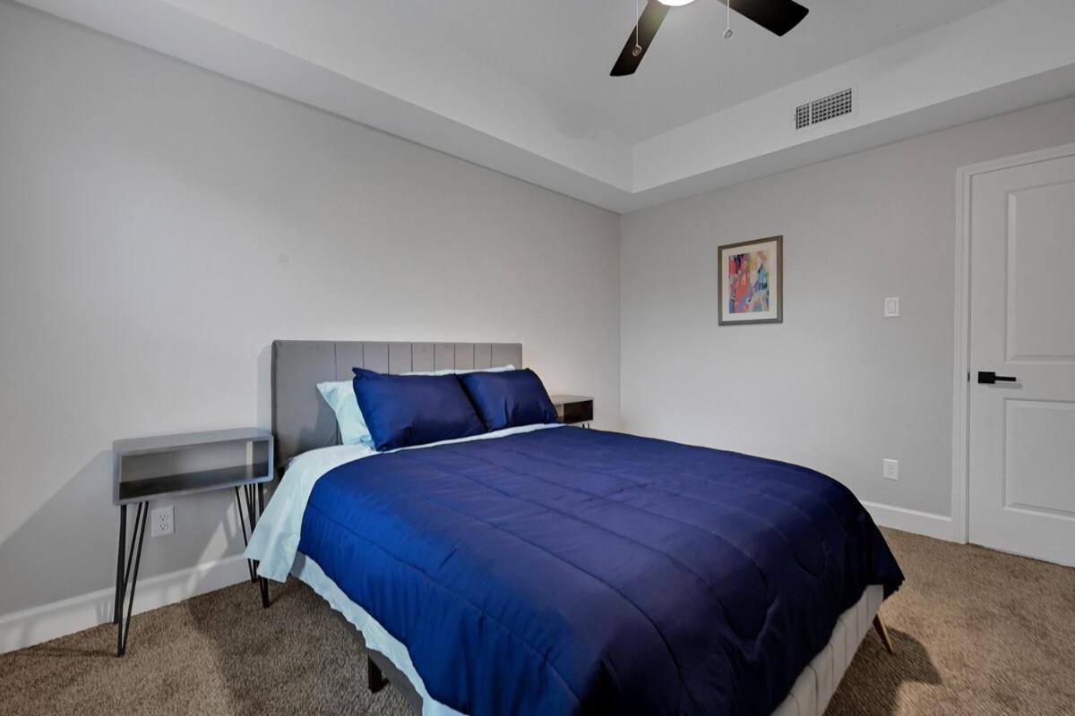 Sleeps 7 10 Min Downtown, Nrg, Med Center, Mall! Holiday home *