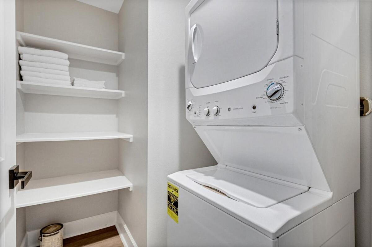 Holiday home Sleeps 7 10 Min Downtown, Nrg, Med Center, Mall! Houston