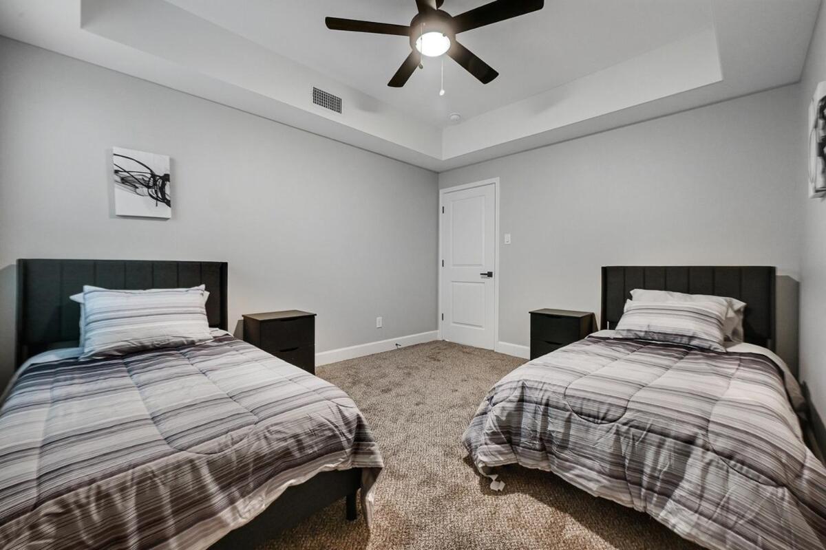 Sleeps 7 10 Min Downtown, Nrg, Med Center, Mall!