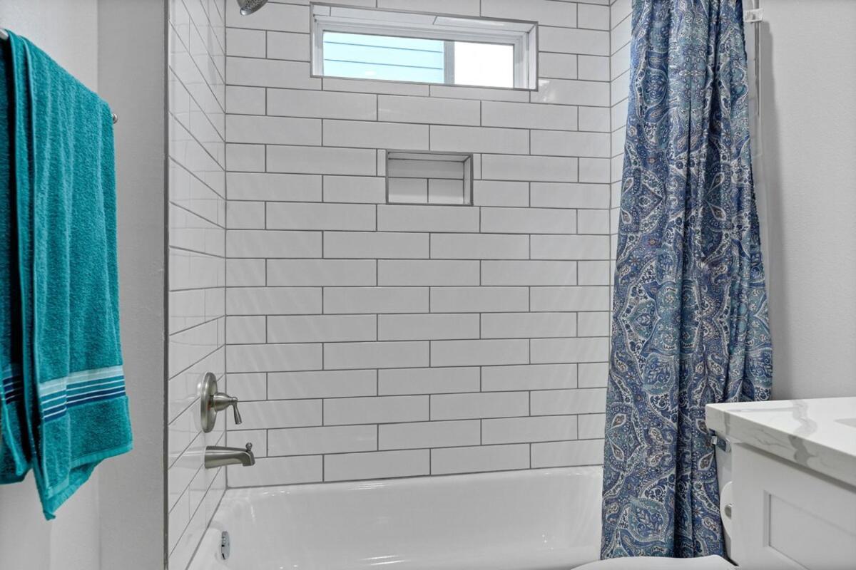 Sleeps 7 10 Min Downtown, Nrg, Med Center, Mall! Holiday home *
